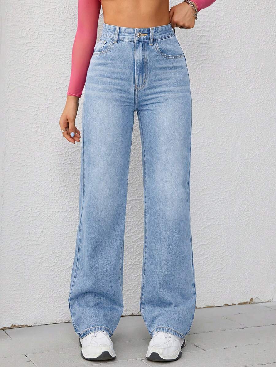 RENATA Straight Jeans