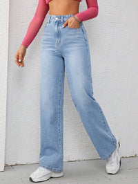 RENATA Straight Jeans