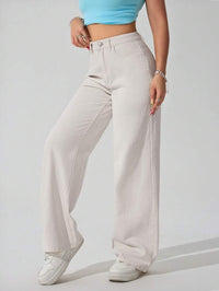 RENATA Straight Jeans