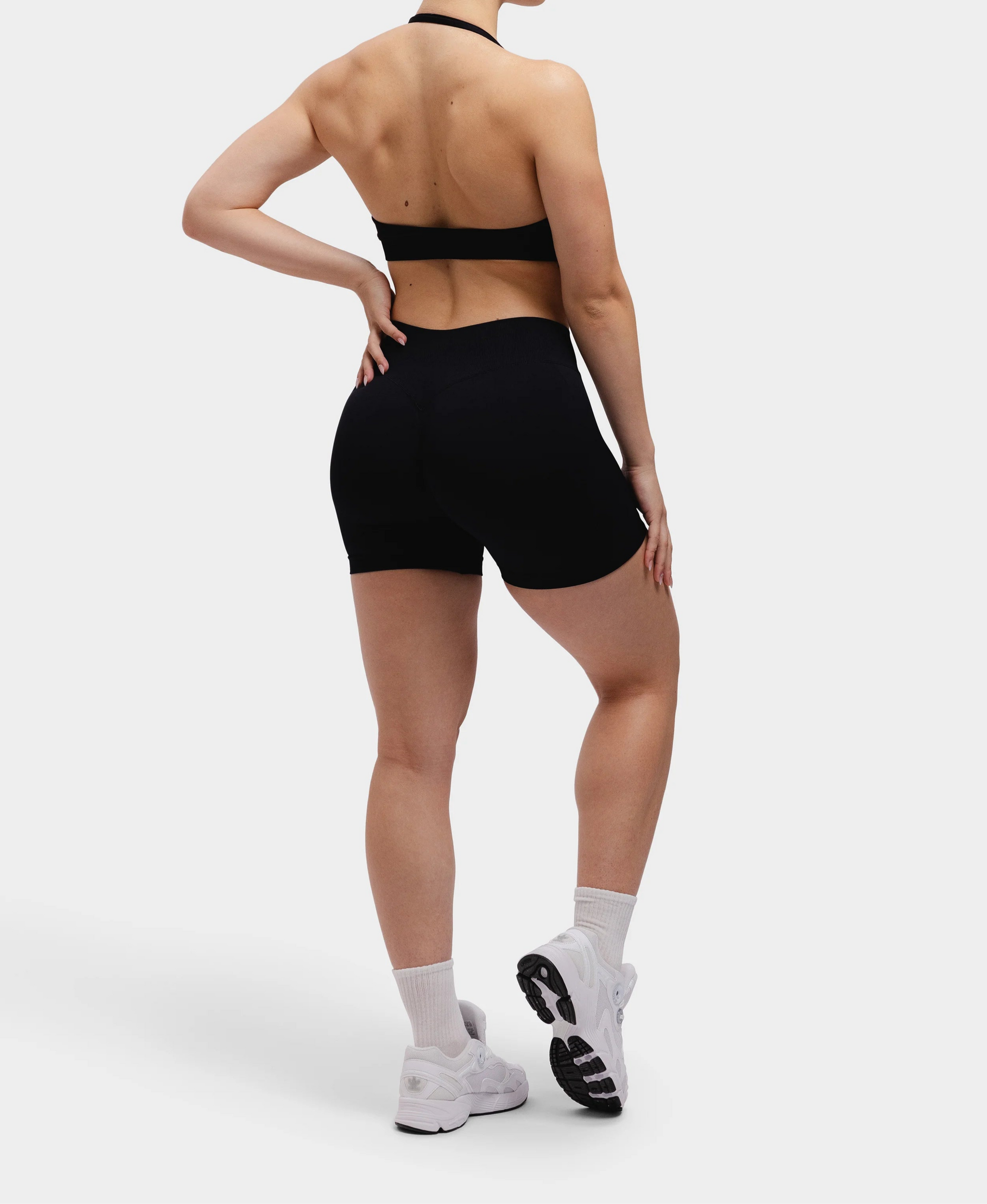 AUDACE Seamless Scrunch Activewear Set