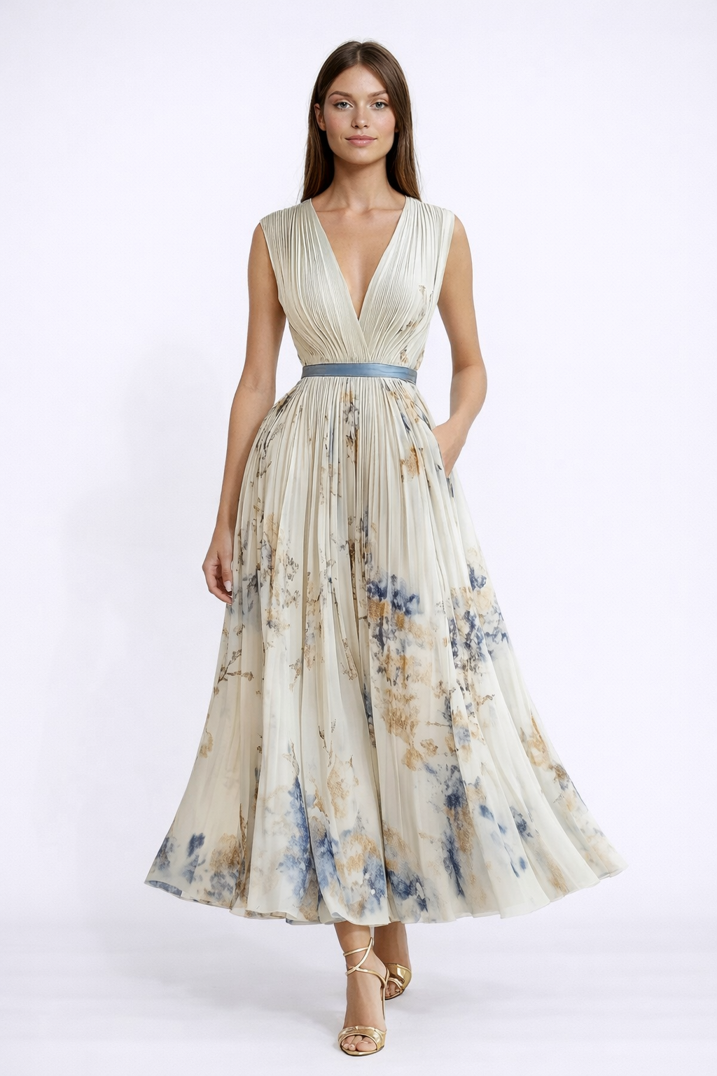 LUCIERA Maxi Dress