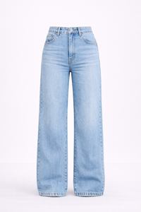 RENATA Straight Jeans