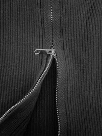 Zarae – Zipped Ribbed Sweater